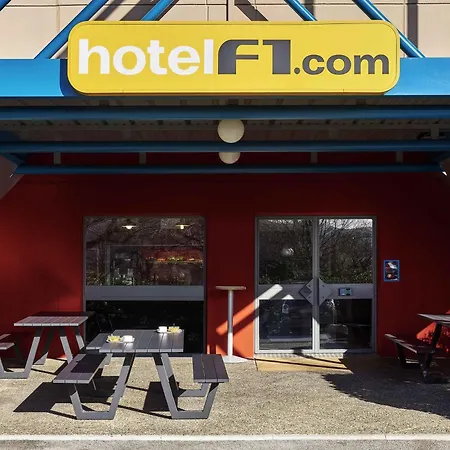 Hotelf1 מלון