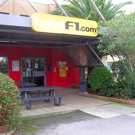 Hotelf1 Hotel