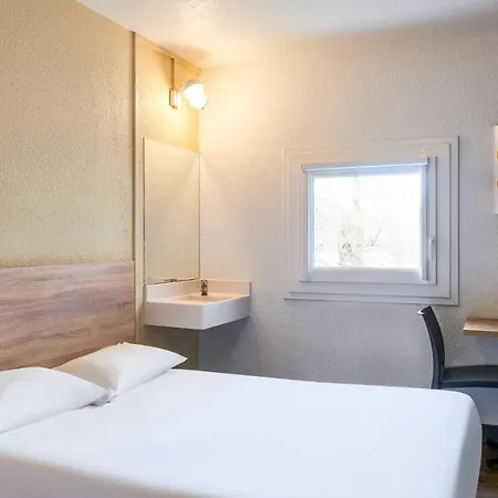 Hotelf1 Hotel