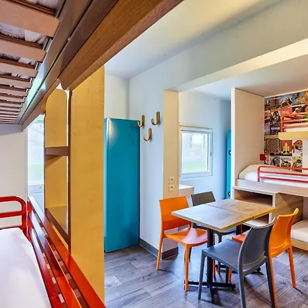 Hotelf1 Hotel