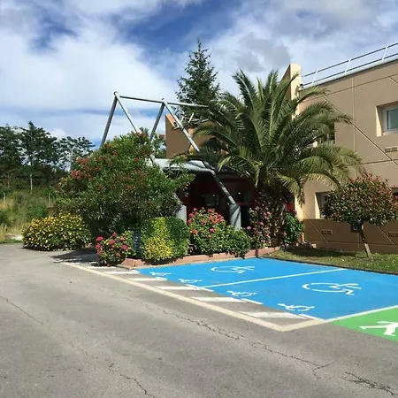 Hotelf1 Hotel