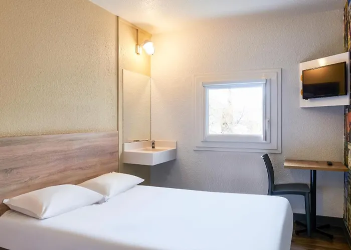 Hotelf1 Hotel